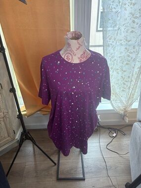 Nike Women’s Purple AOP Viotech Short Sleeve T-Shirt Confetti